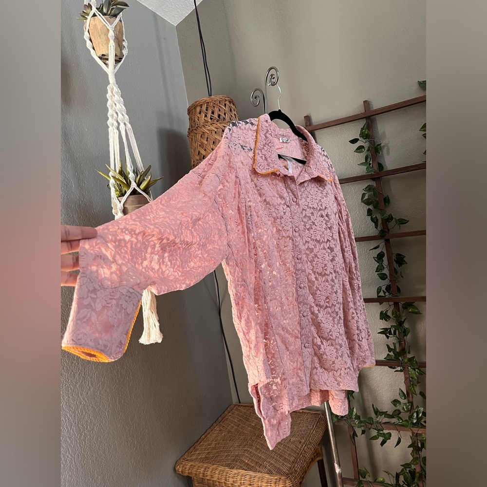 ▪️Free People Intimately Free All Day Floral Lace House Shirt Pink  M - Picture 11 of 16